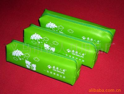 廣告筆袋專家 尼龍化妝包與卡通木偶筆袋的多場(chǎng)景應(yīng)用